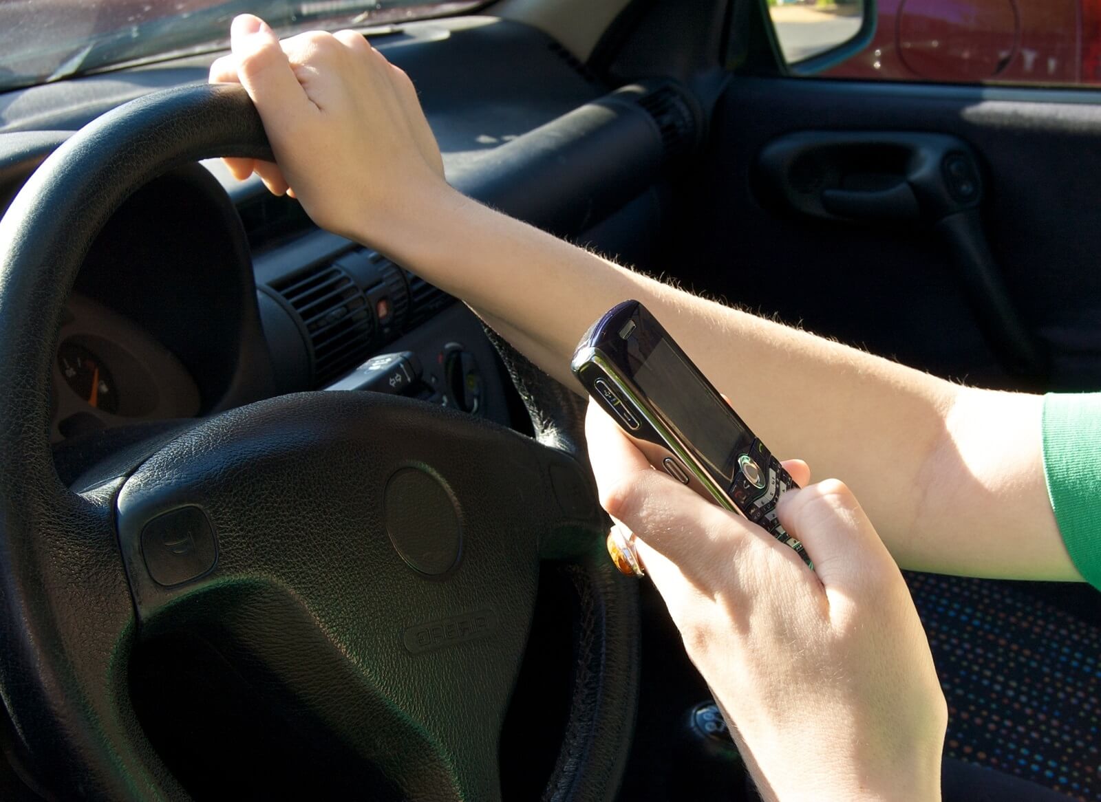 texting and driving accident lawsuit